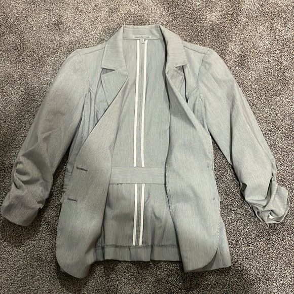 Womens blazer - Picture 2 of 3